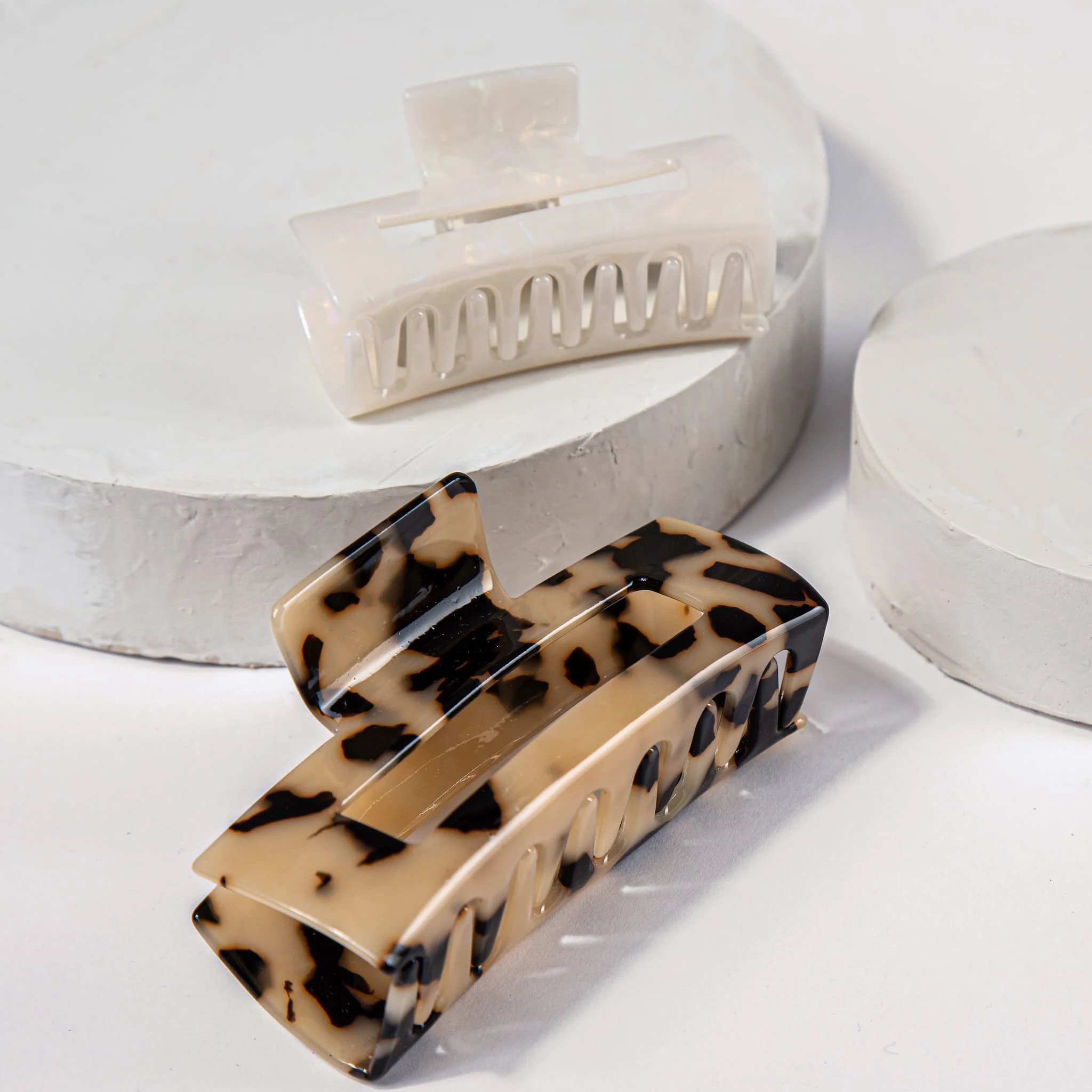 Only Curls Claw Clips (Rectangle) - Tan - Image 3