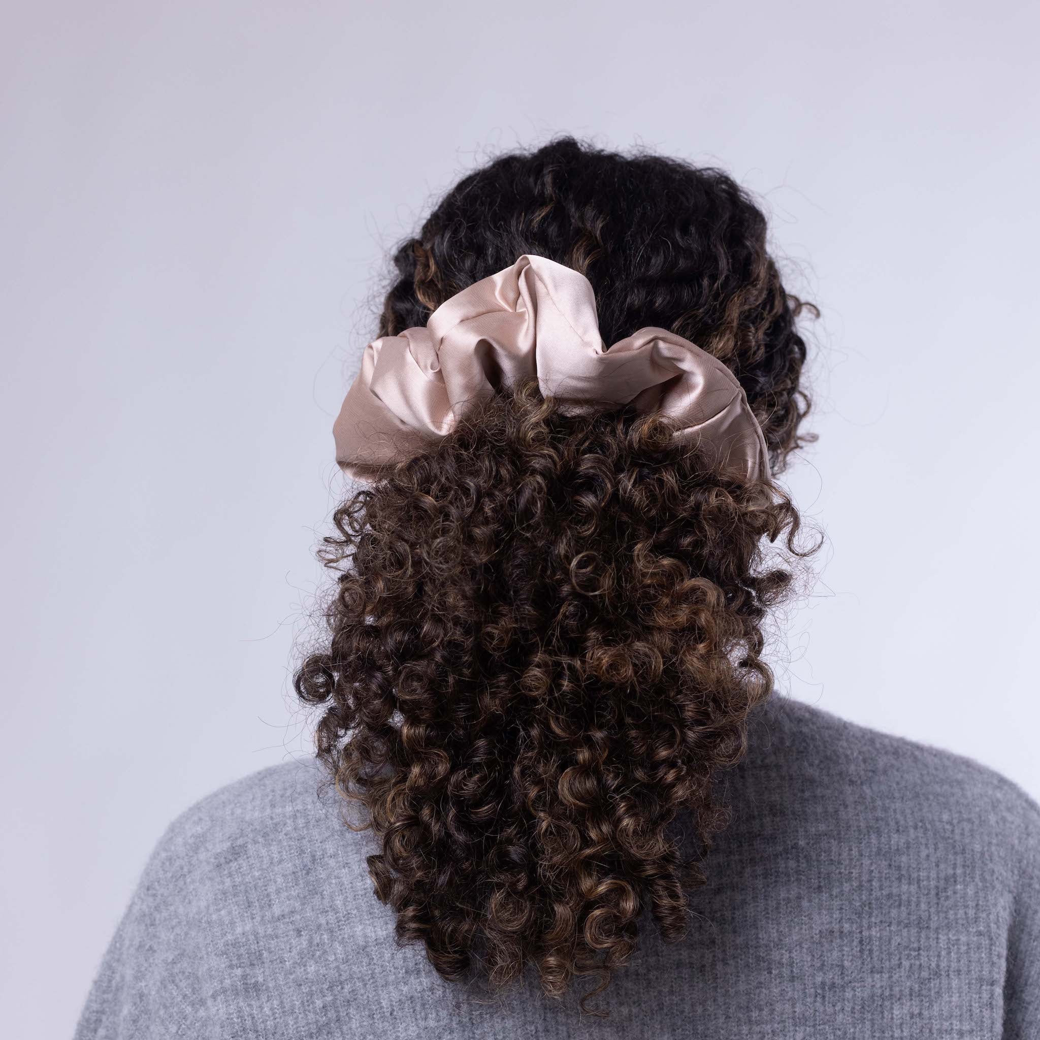 Only Curls Satin Pillow Scrunchies - Black and Bronze Twin Pack - Image 13