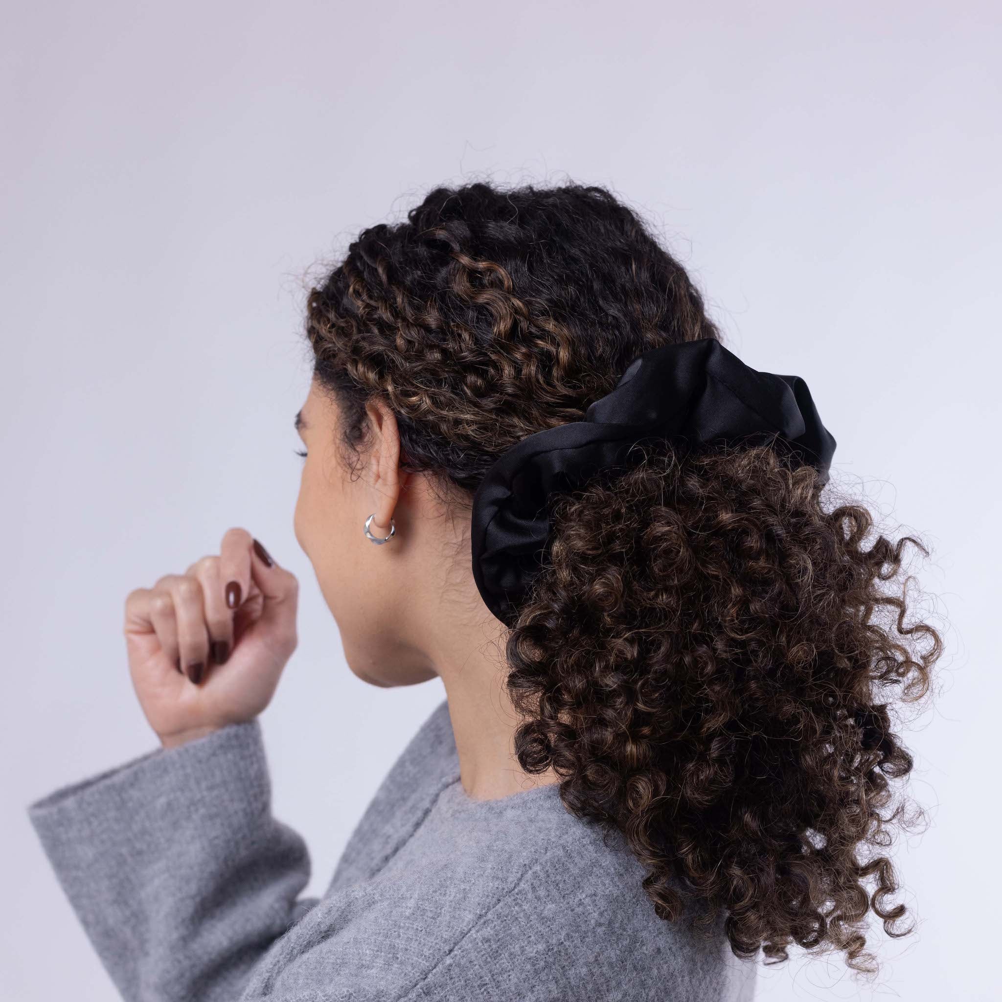 Only Curls Satin Pillow Scrunchies - Black and Bronze Twin Pack - Image 7